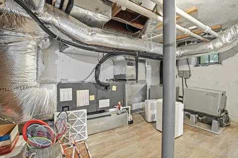 $1,800,000 | 14 Overhill Road, New Rochelle, NY 10804