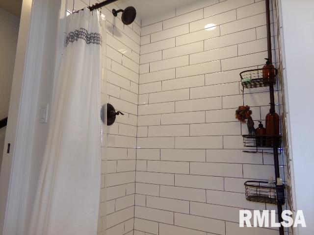 122 Locust Street Bennett, IA 52721 - Photo 15 of 36 Gallery Image 15