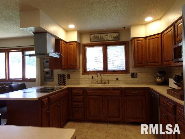 122 Locust Street Bennett, IA 52721 - Photo 22 of 36 Gallery Image 22