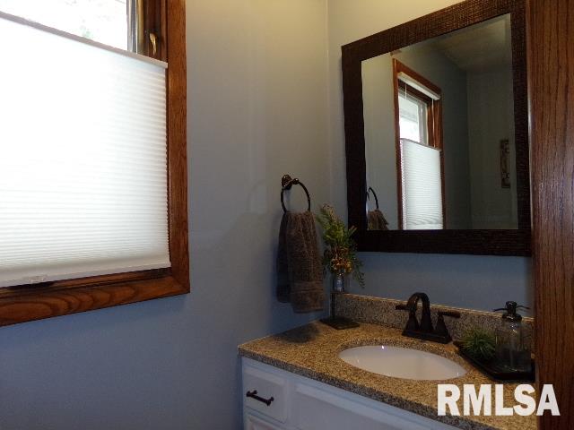 122 Locust Street Bennett, IA 52721 - Photo 24 of 36 Gallery Image 24
