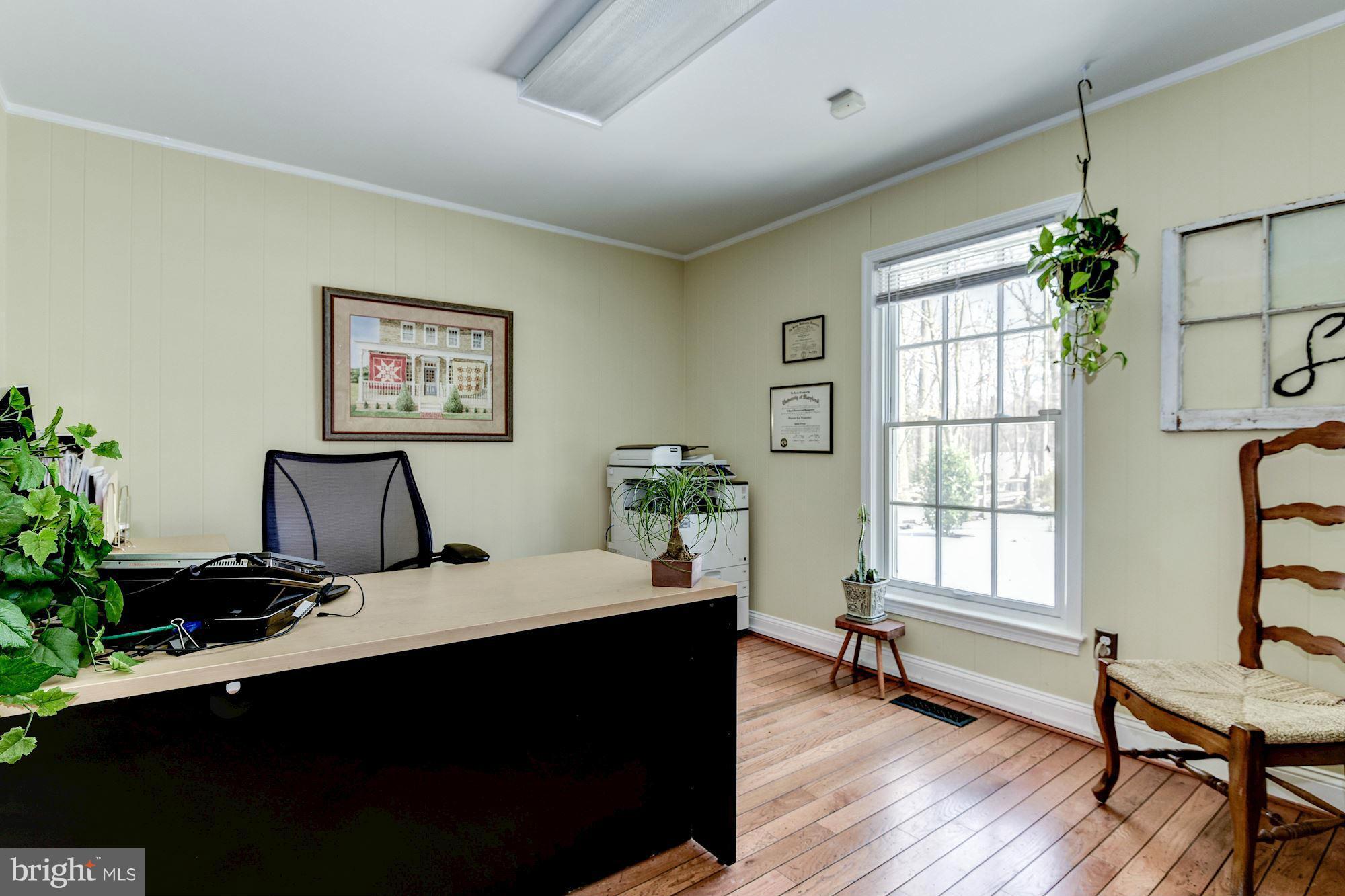 11905 Hunting Ridge Court Potomac, MD 20854 - Photo 12 of 29 Office