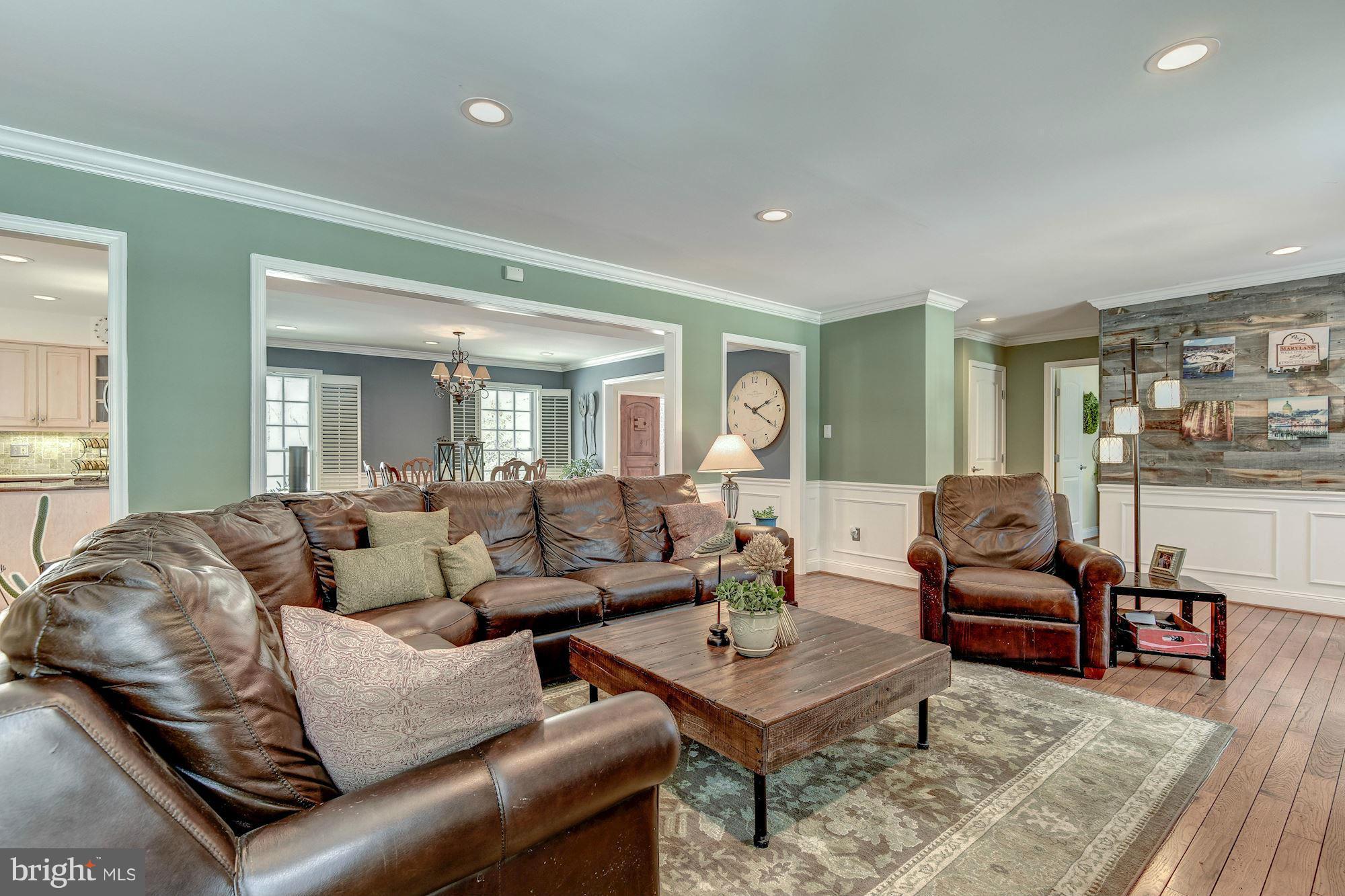 11905 Hunting Ridge Court Potomac, MD 20854 - Photo 10 of 29 Family Room w/ Wood-Burning Fireplace