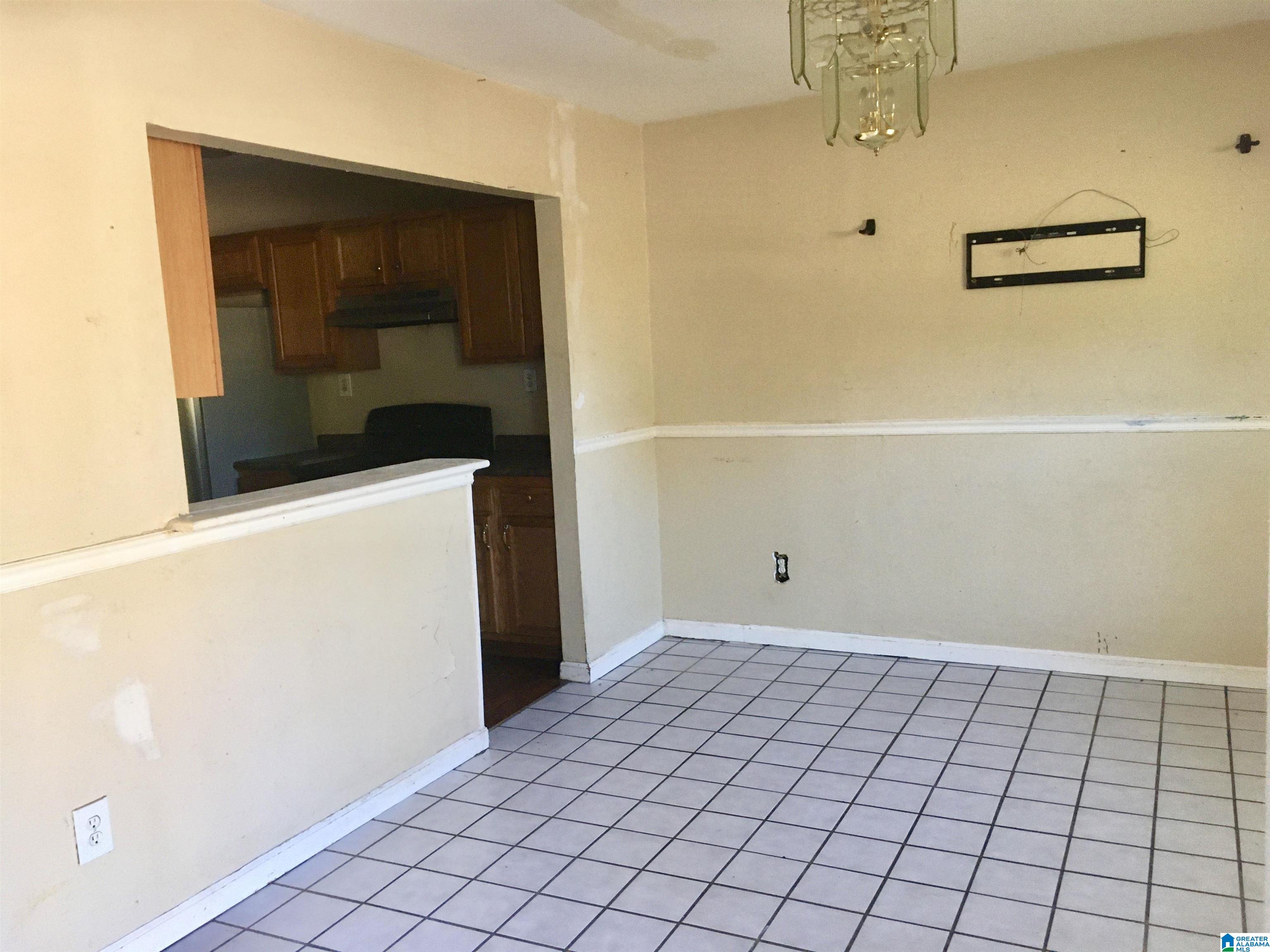 6401 Crest Green Road, Unit 6401 Birmingham, AL 35212 - Photo 5 of 12
