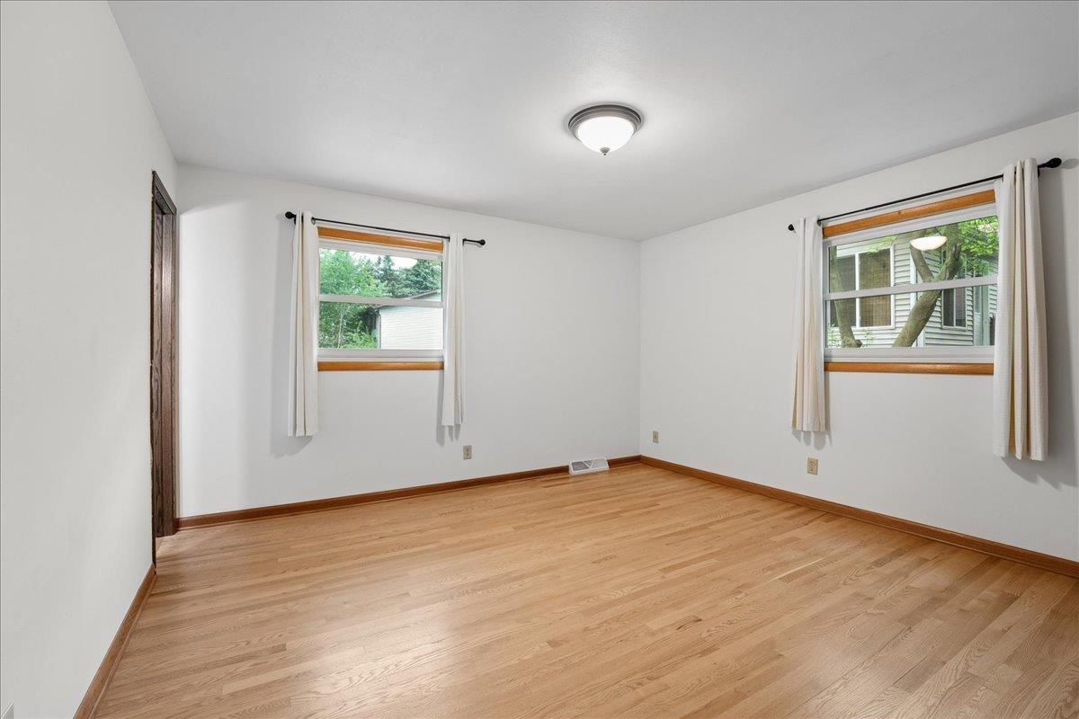 1606 Frisch Road Madison, WI 53711 - Photo 23 of 33