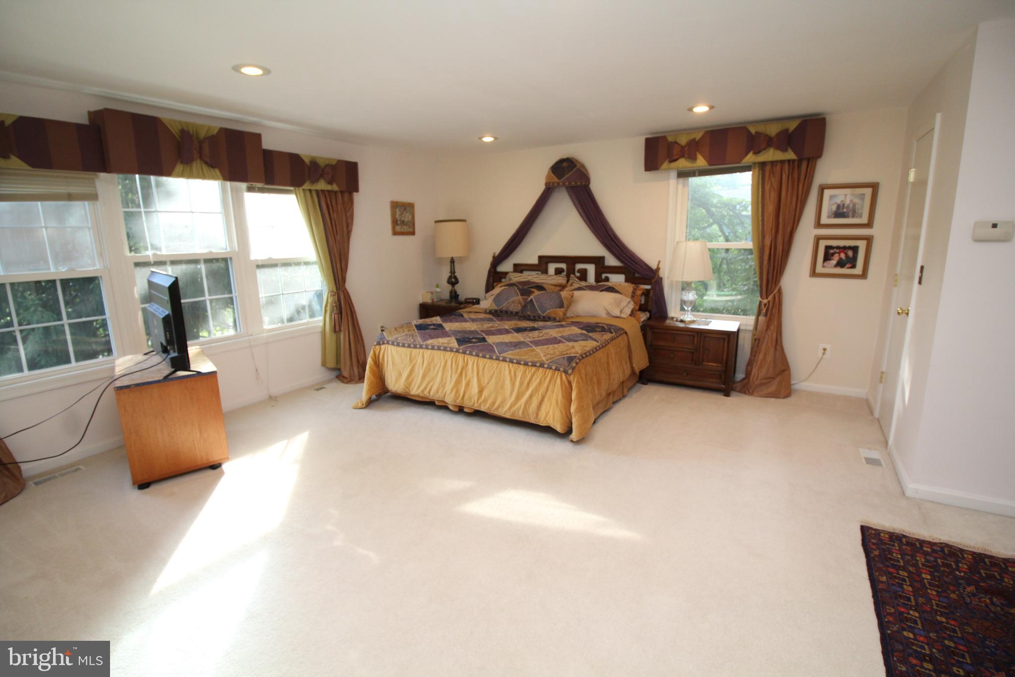 6707 Garrett Road Rockville, MD 20855 - Photo 15 of 25 Master Bedroom