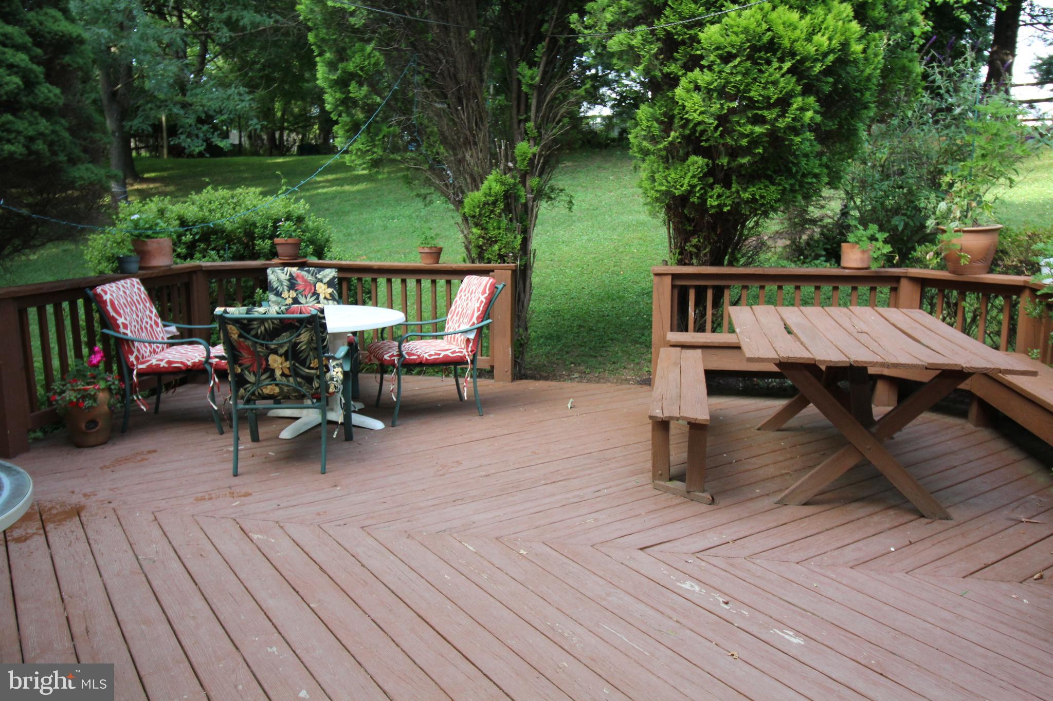 6707 Garrett Road Rockville, MD 20855 - Photo 24 of 25 Deck