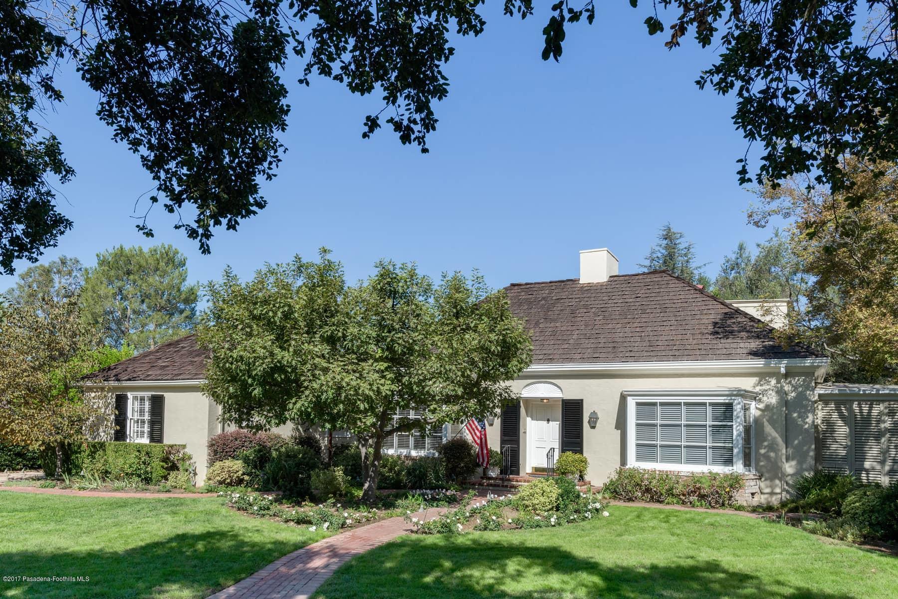 581 Busch Place Pasadena, CA 91105 - Photo 6 of 44 a front view of house with yard and green space