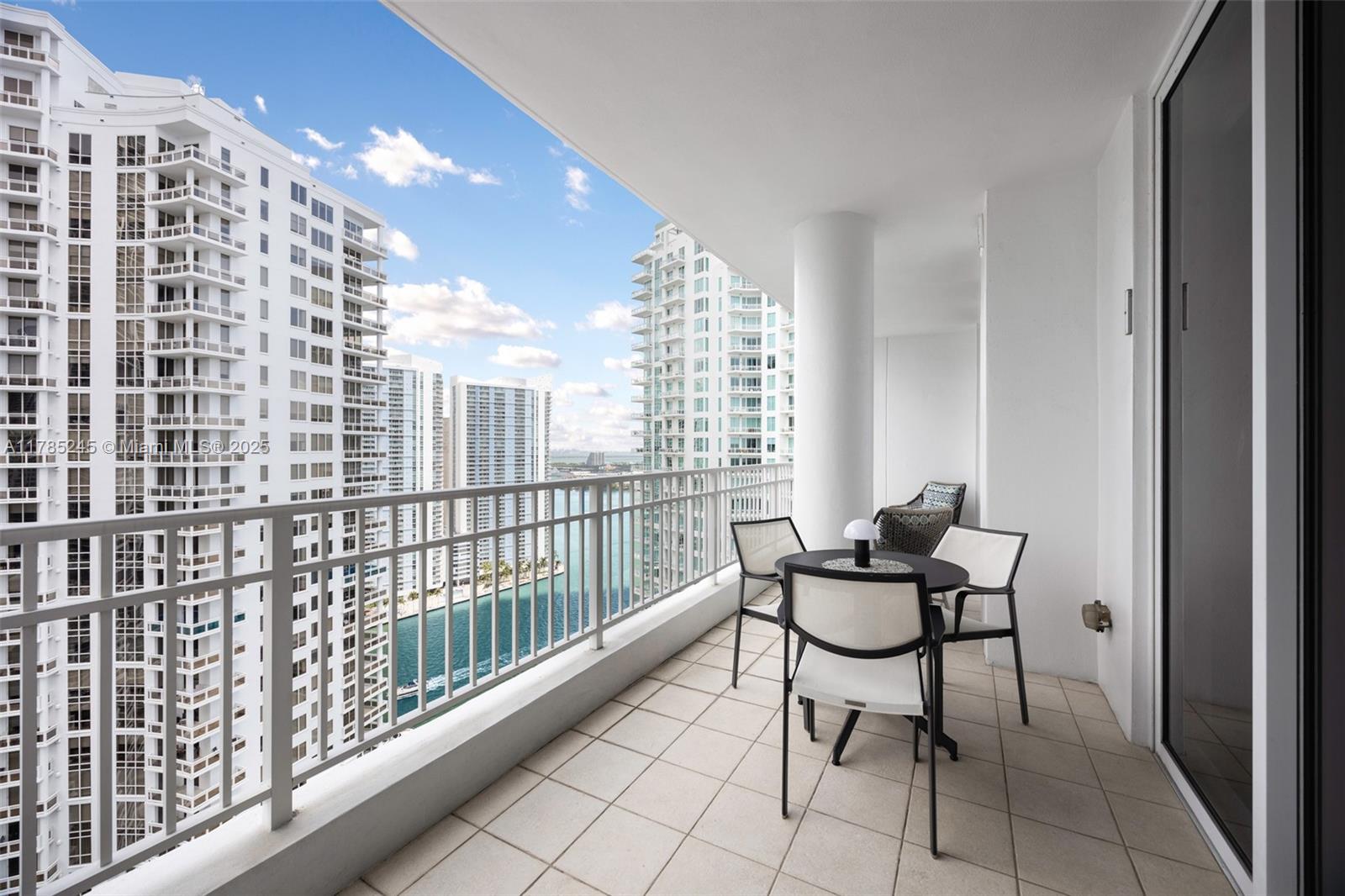 801 Brickell Key Boulevard, Unit 3010 Miami, FL 33131 - Photo 14 of 16