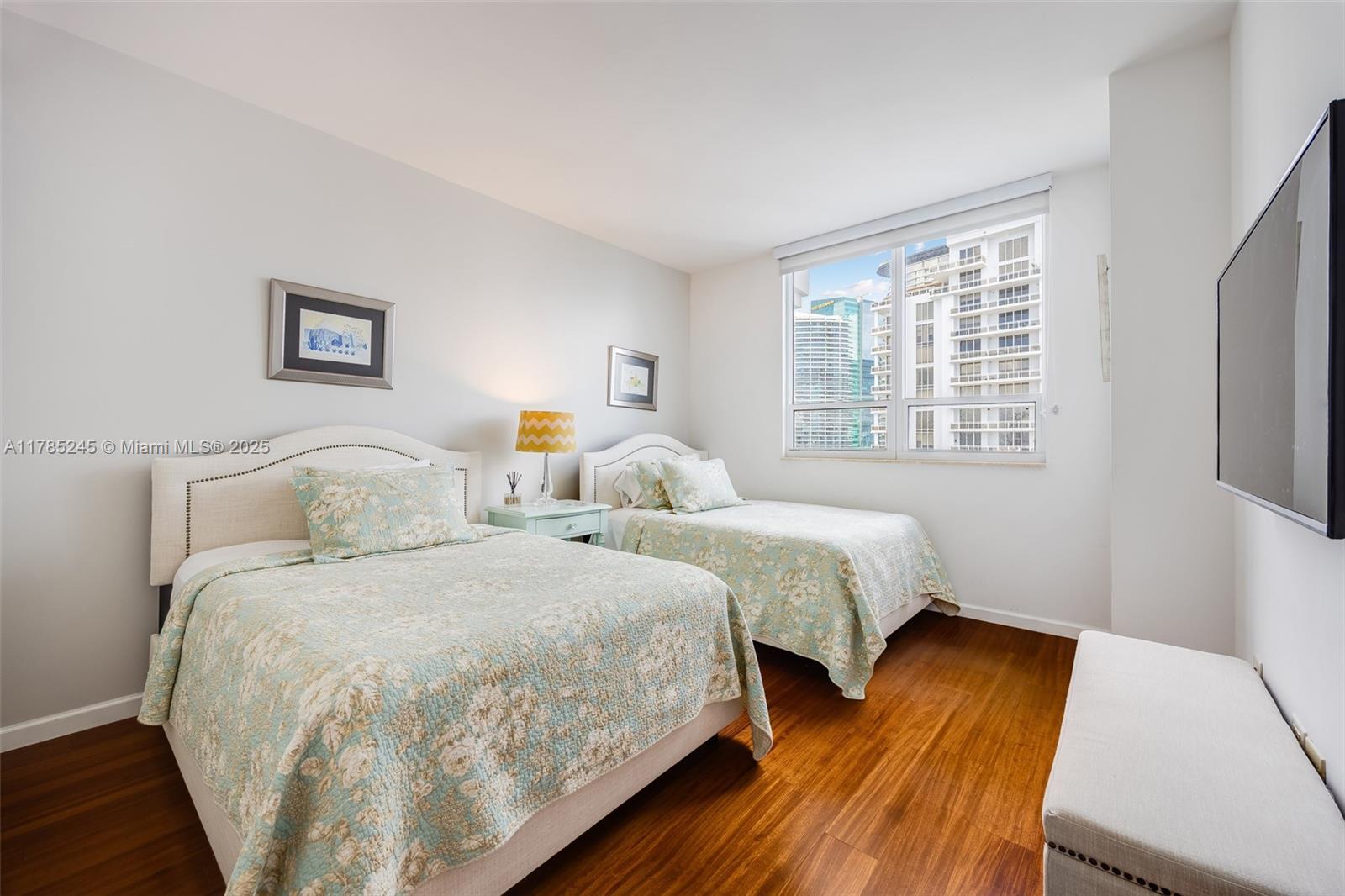801 Brickell Key Boulevard, Unit 3010 Miami, FL 33131 - Photo 8 of 16