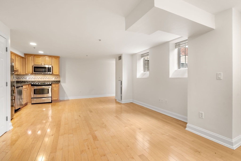 20 Chapel Street, Unit B309 Brookline, MA 02446 - Photo 10 of 38
