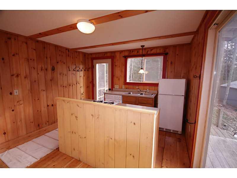 42 Samoset Trail Boothbay, ME 04544 - Photo 9 of 20 Kitchen.