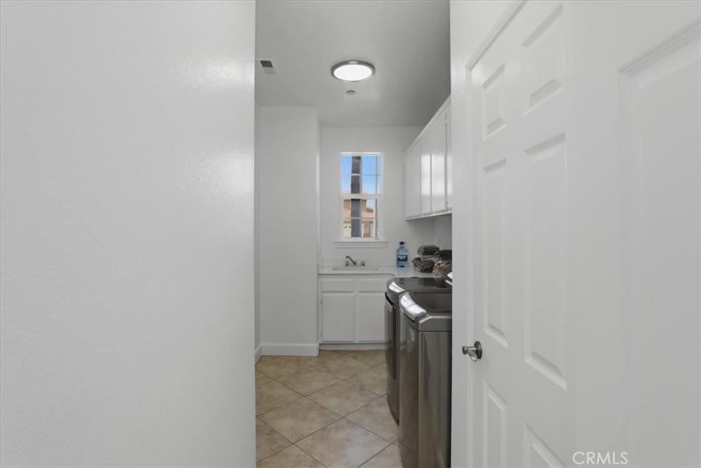 1228 Crete Court Riverside, CA 92506 - Photo 26 of 59