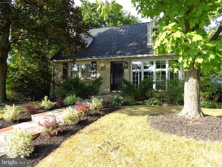 82 Maple Road Huntingdon Valley, PA 19006 - Photo 1 of 19 Exterior Front