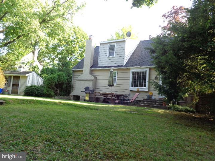 82 Maple Road Huntingdon Valley, PA 19006 - Photo 14 of 19 Exterior Back