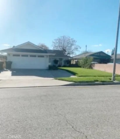 $800 | 12610 Maryvine Street, El Monte, CA 91732