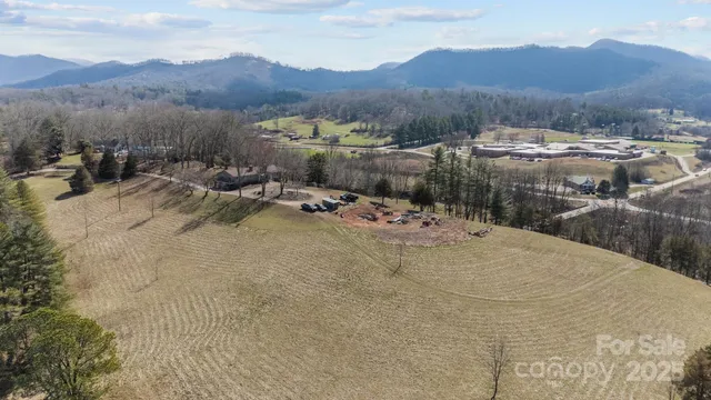$650,000 | 774 Belleview Road, Franklin, NC 28734