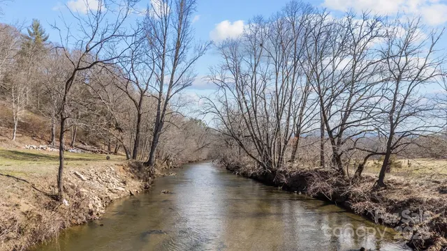 $650,000 | 774 Belleview Road, Franklin, NC 28734