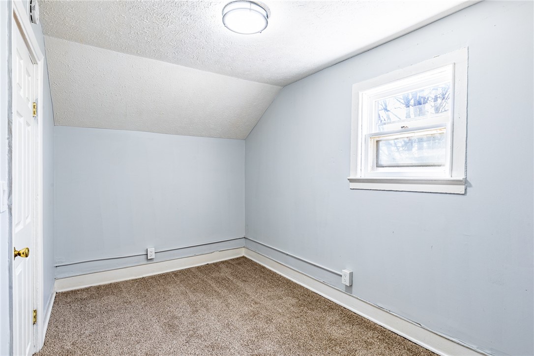 223 Orchard Street Rochester, NY 14606 - Photo 20 of 32