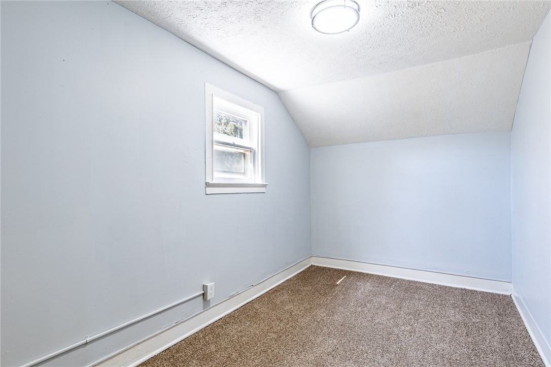 223 Orchard Street Rochester, NY 14606 - Photo 22 of 32