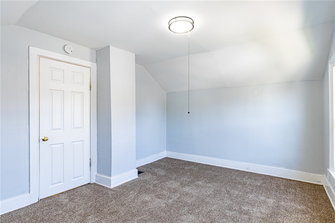 223 Orchard Street Rochester, NY 14606 - Photo 26 of 32