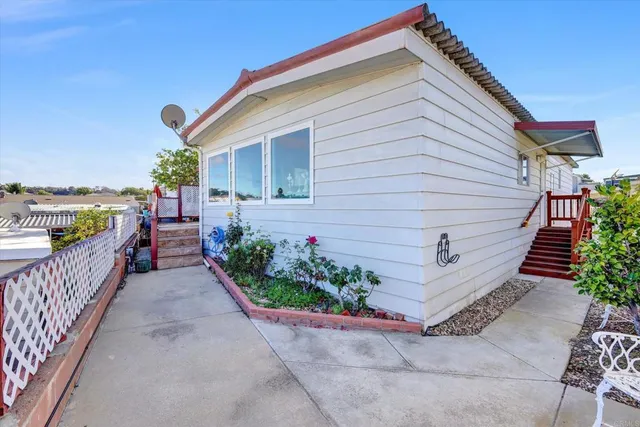 $299,000 | 269 Quail Lane, Oceanside, CA 92057