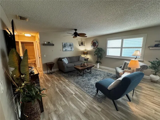 $1,900 | 9324 Southeast 173rd Hyacinth Street, The Villages, FL 32162