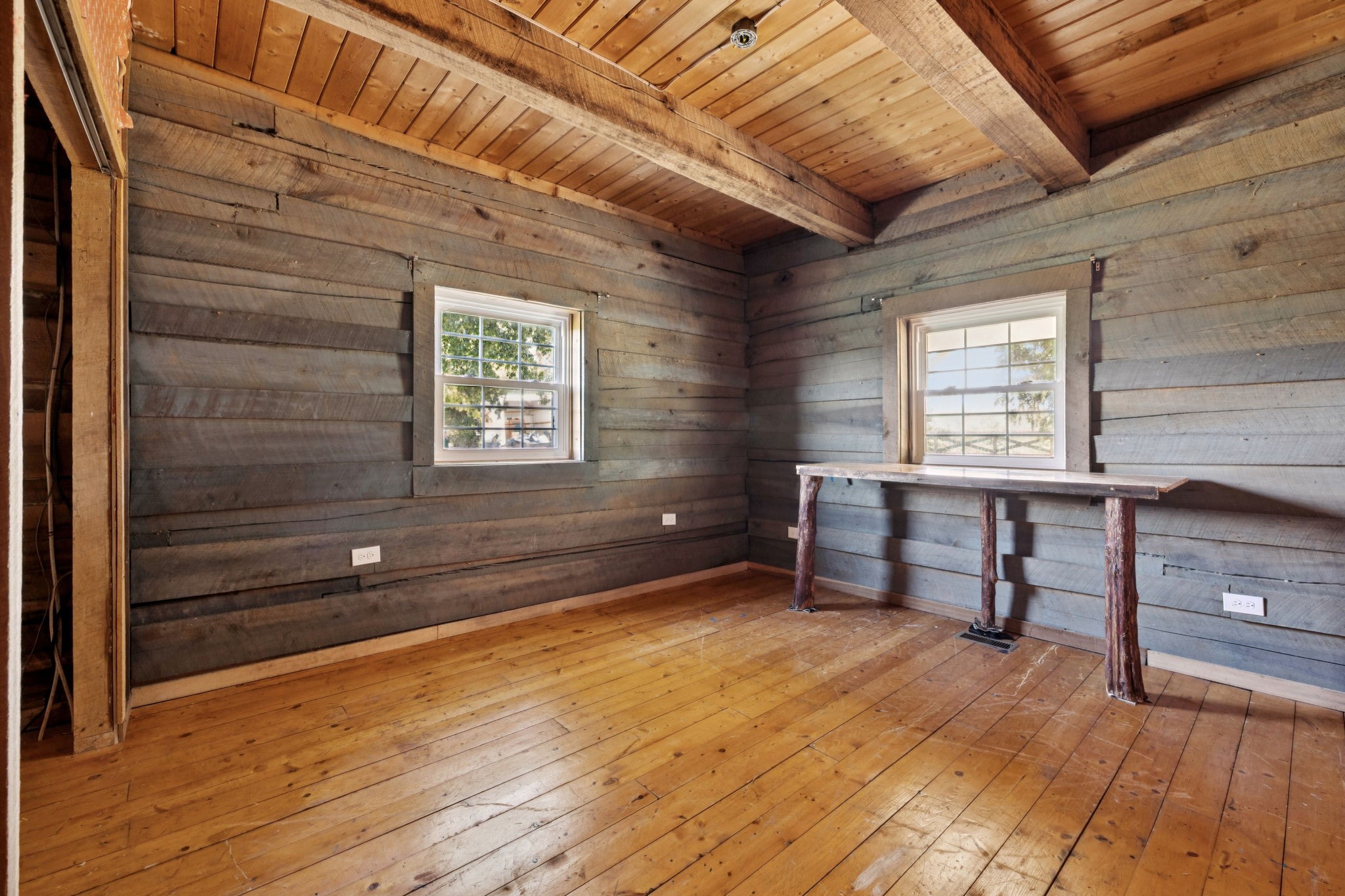 294 Ed Harris Road Ashland City, TN 37015 - Photo 50 of 65 a view of an empty room with a window