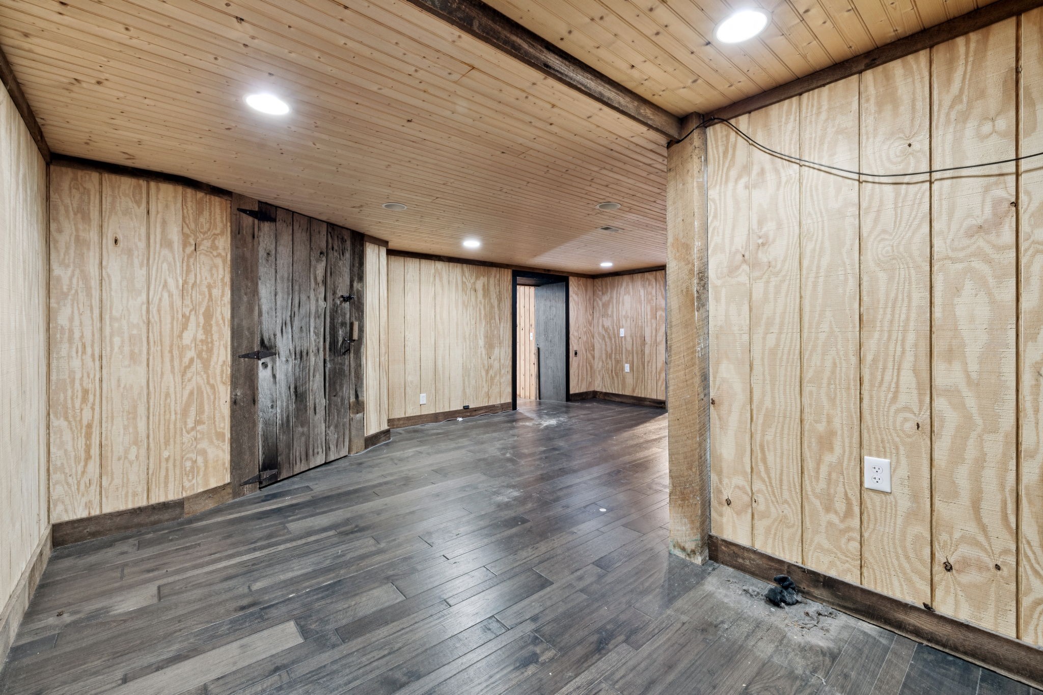 294 Ed Harris Road Ashland City, TN 37015 - Photo 55 of 65 a view of a hallway with wooden shelves