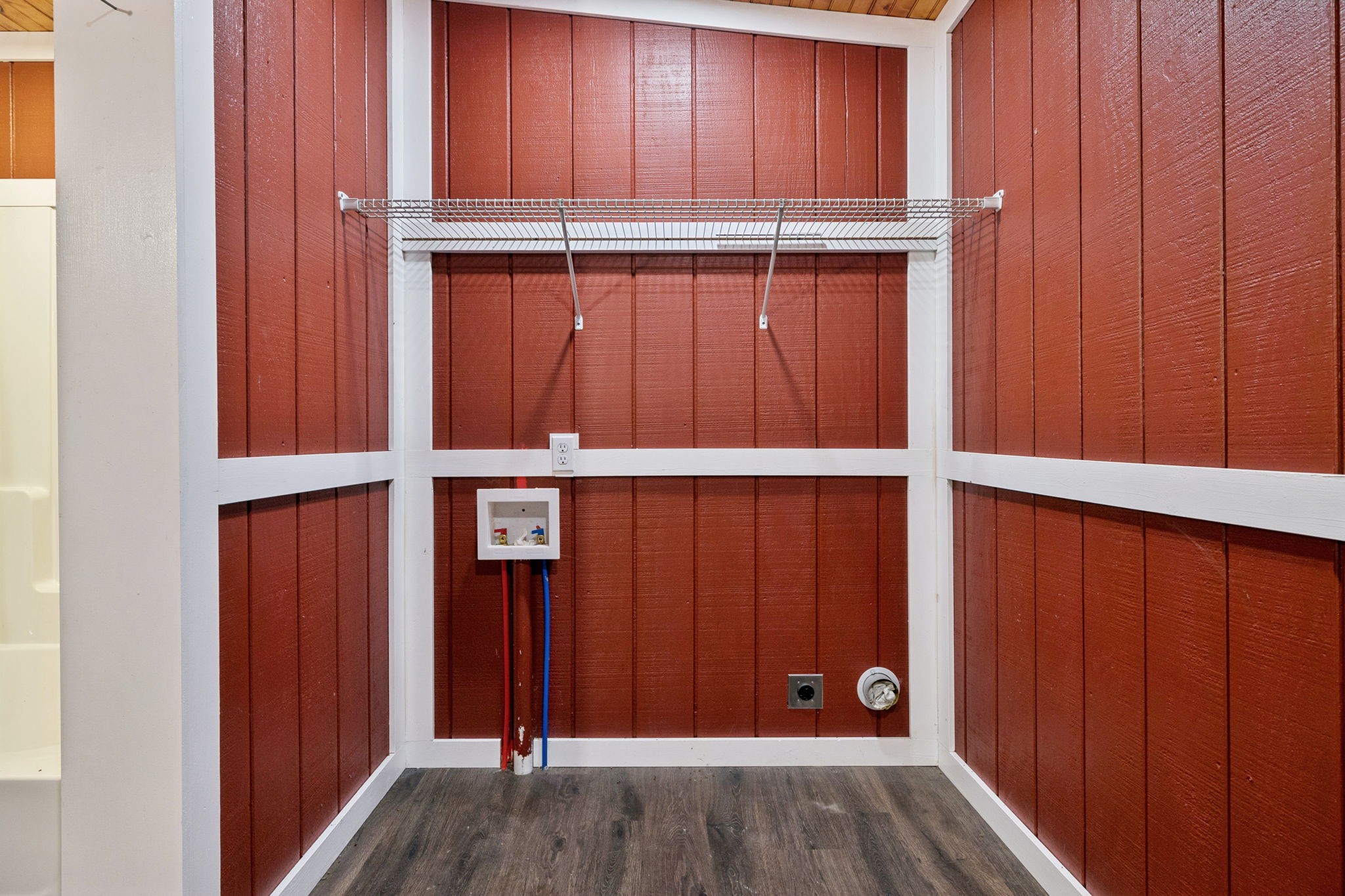 294 Ed Harris Road Ashland City, TN 37015 - Photo 65 of 65 a view of walk in closet