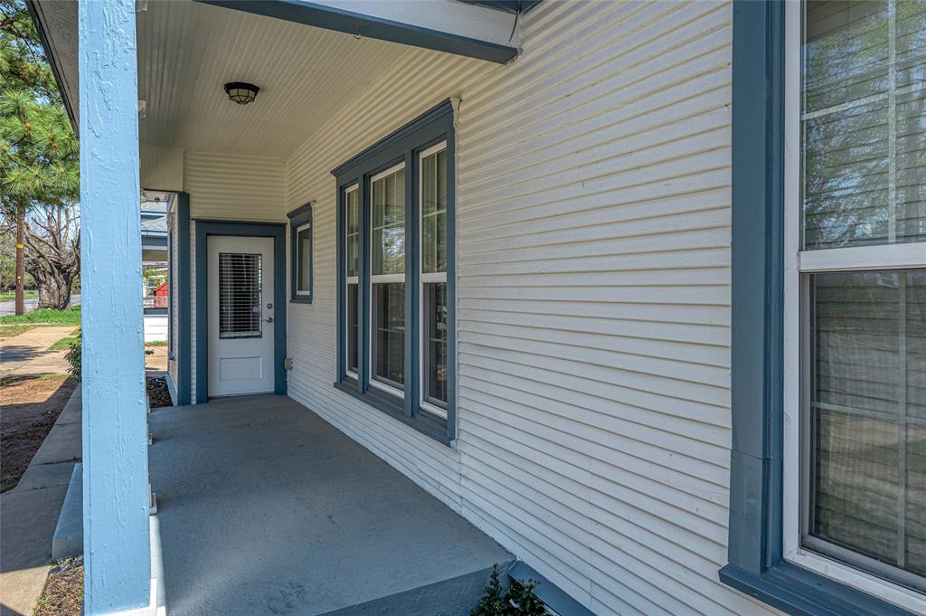 1231 West Main Street Denison, TX 75020 - Photo 11 of 31