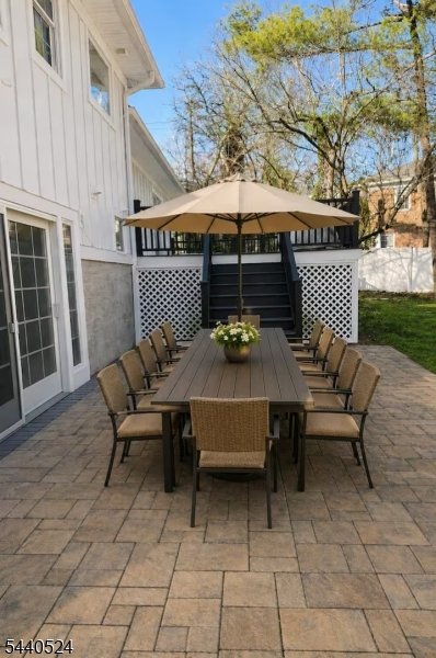 9 Crestview Court Montclair, NJ 07042 - Photo 2 of 24