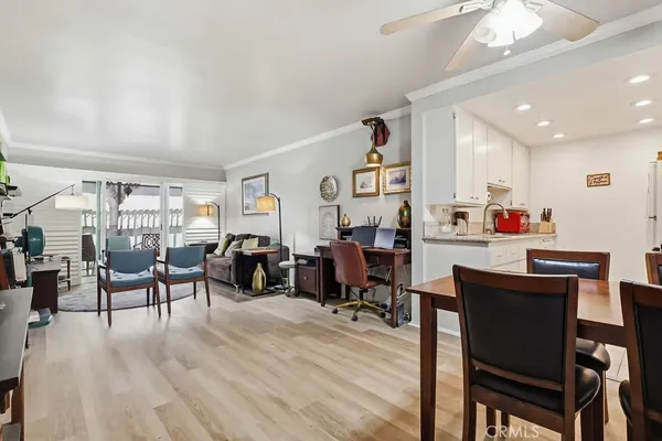 $369,999 | 615 West Broadway, Unit 205, Long Beach, CA 90802