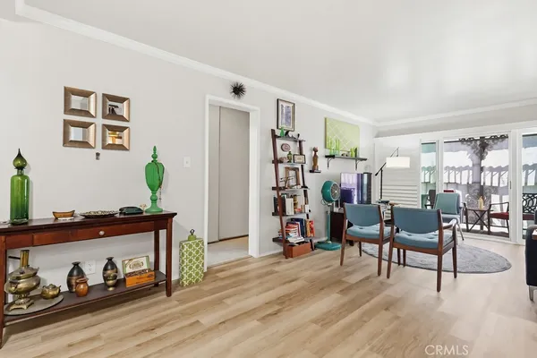 $369,999 | 615 West Broadway, Unit 205, Long Beach, CA 90802