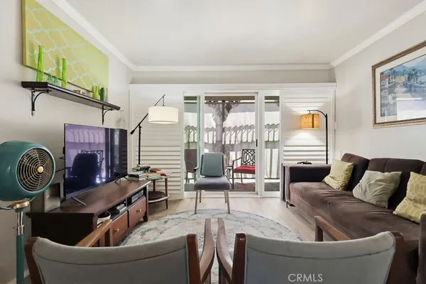 $369,999 | 615 West Broadway, Unit 205, Long Beach, CA 90802