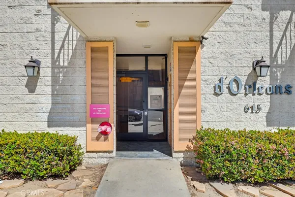 $369,999 | 615 West Broadway, Unit 205, Long Beach, CA 90802