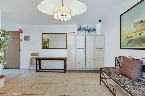 $369,999 | 615 West Broadway, Unit 205, Long Beach, CA 90802