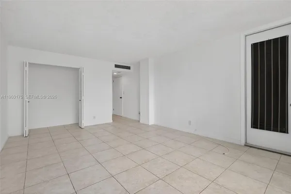 $1,850 | 100 Golden Isles Drive, Unit 406, Hallandale Beach, FL 33009