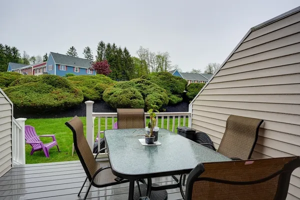 $295,000 | 17 Fernwood Drive, Unit D, Leominster, MA 01453