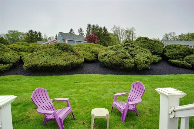 $300,000 | 17 Fernwood Drive, Unit D, Leominster, MA 01453