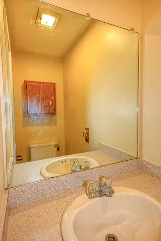 $300,000 | 17 Fernwood Drive, Unit D, Leominster, MA 01453