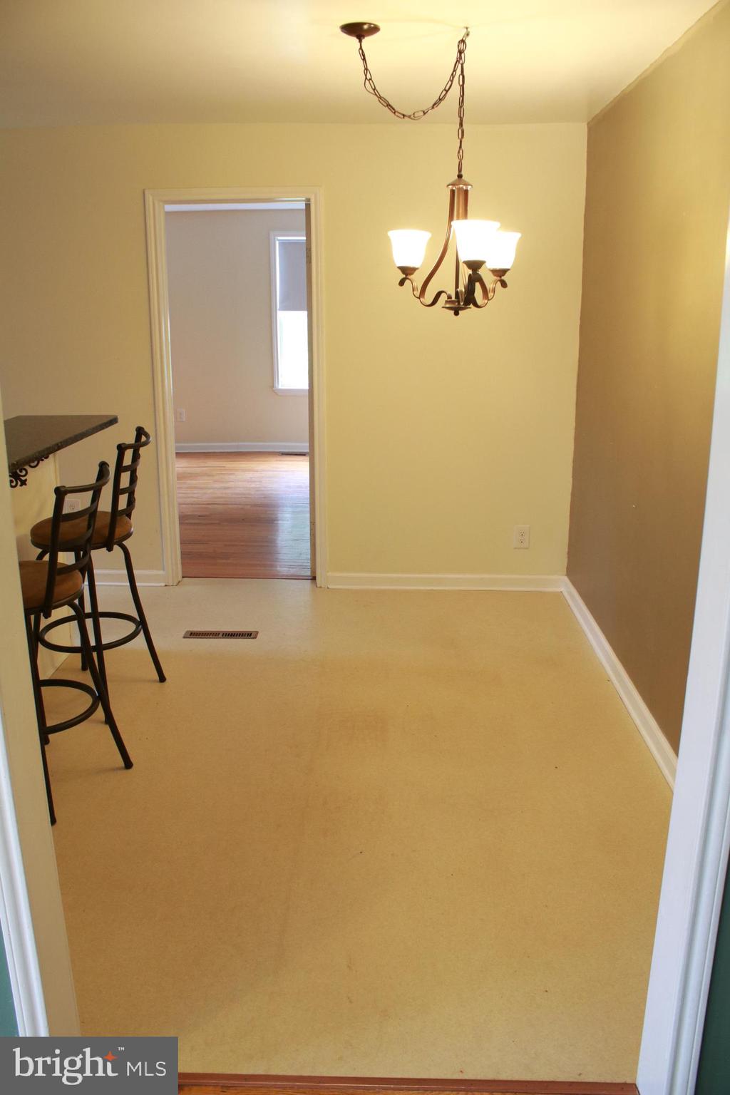 517 Grassdale Street Ranson, WV 25438 - Photo 7 of 26 Dining room