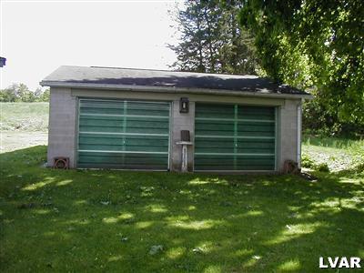 5006 Huckleberry Road Orefield, PA 18069 - Photo 4 of 5 Gallery Image 4
