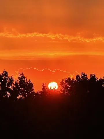 $299,900 | 1321 Lake Drive West, Unit 216, Chanhassen, MN 55317