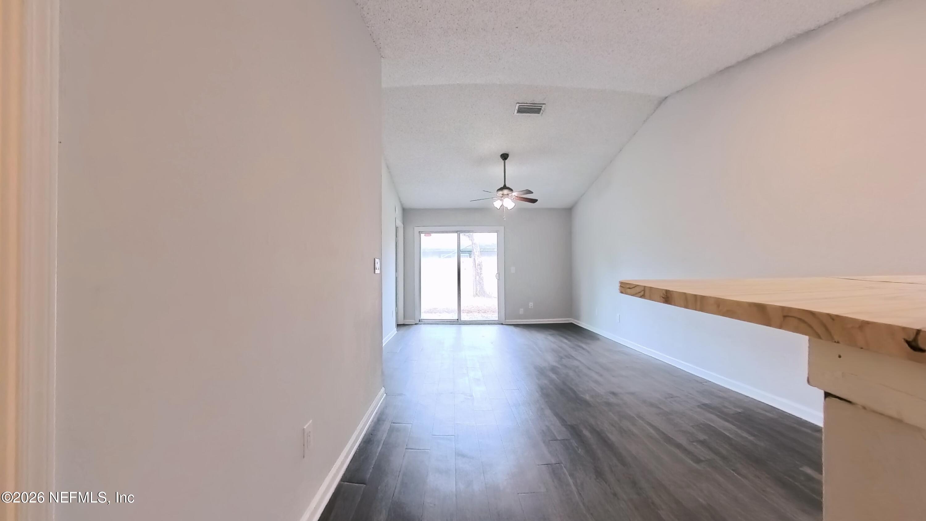 5053 Fulham Road South, Unit 2 Jacksonville, FL 32244 - Photo 8 of 39 IMG_20260219_172344_717