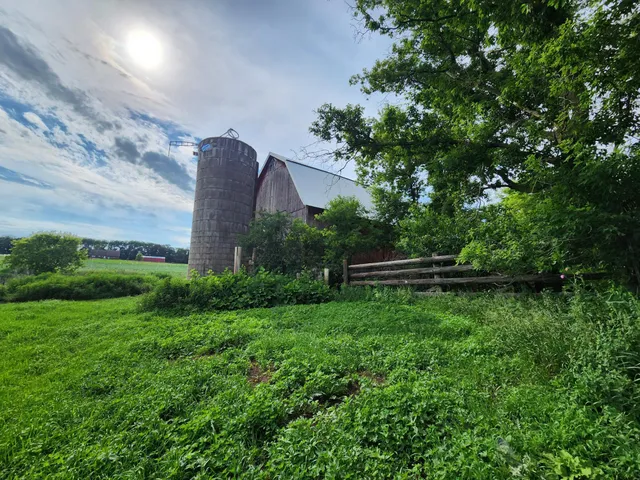 $325,000 | 14926 Paul Avenue North, Stillwater, MN 55082