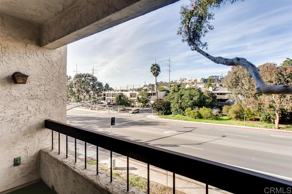 5705 Friars Road, Unit 31 San Diego, CA 92110 - Photo 11 of 17 Gallery Image 11
