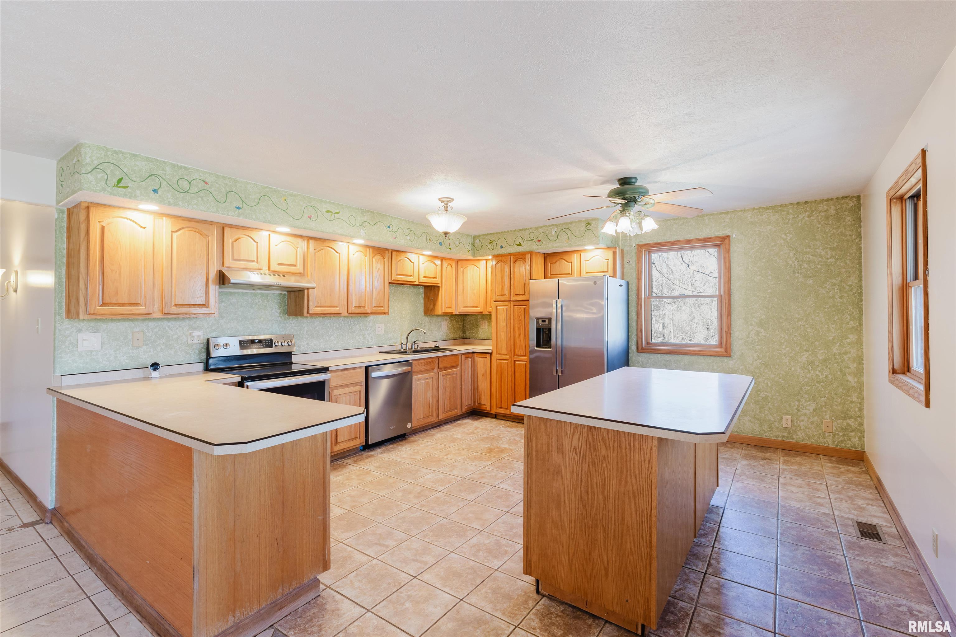 17643 Fowler School Road Pittsburg, IL 62974 - Photo 10 of 62