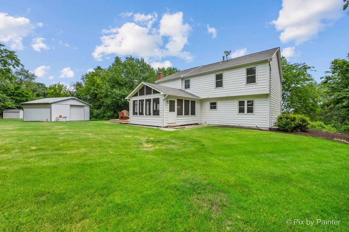 9901 Fox Bluff Lane Spring Grove, IL 60081 - Photo 33 of 44