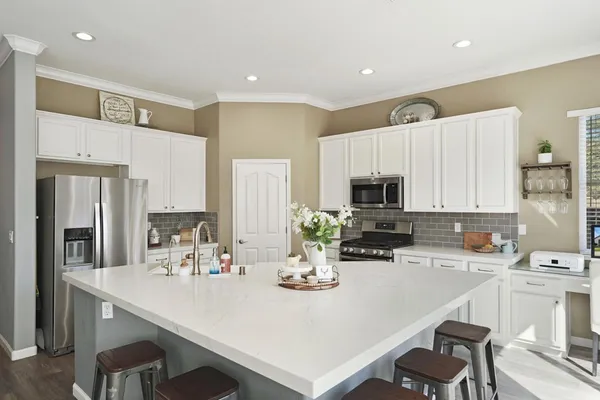 $740,000 | 602 South Highland Avenue, Ripon, CA 95366