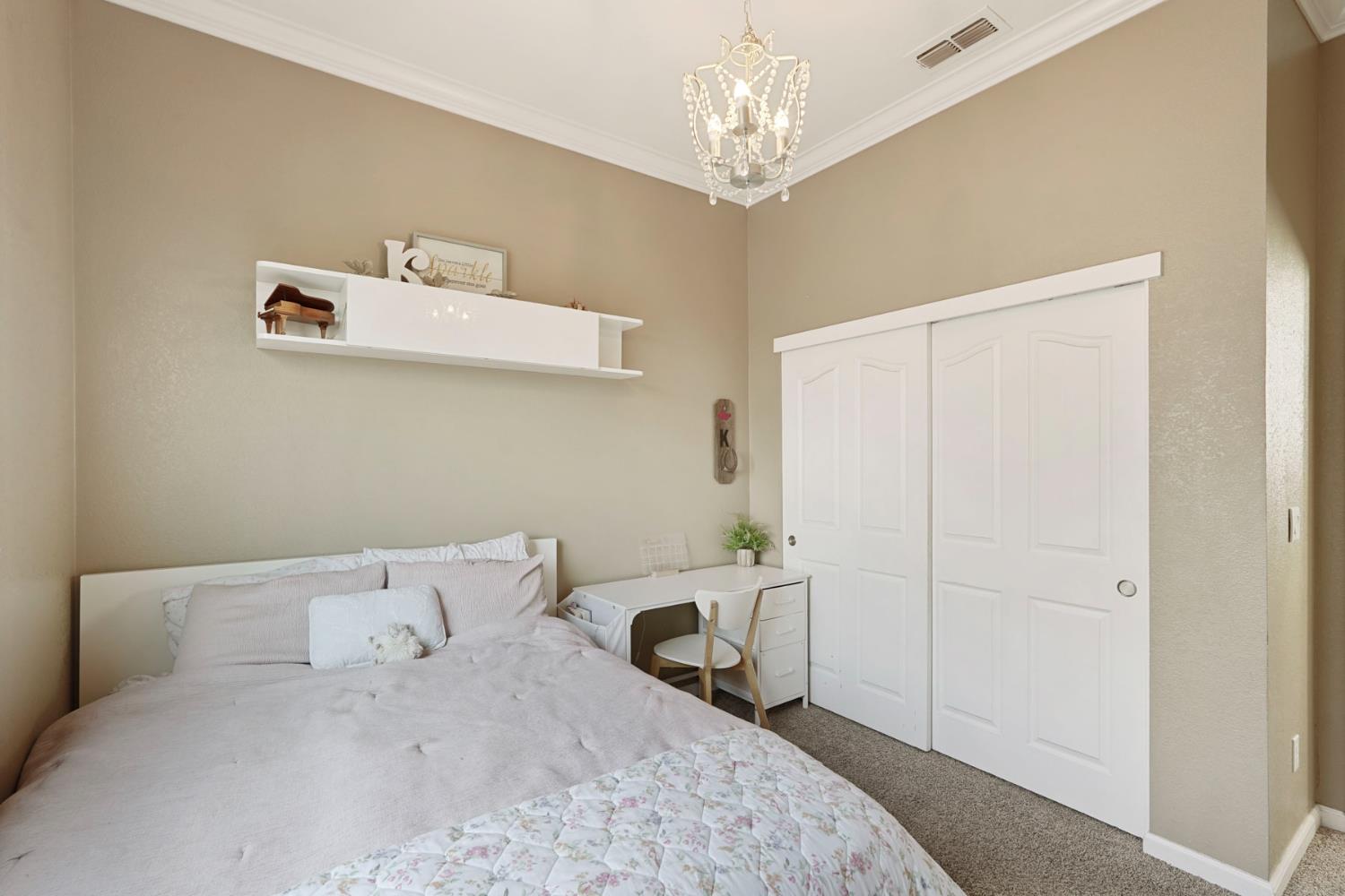 602 South Highland Avenue Ripon, CA 95366 - Photo 19 of 36